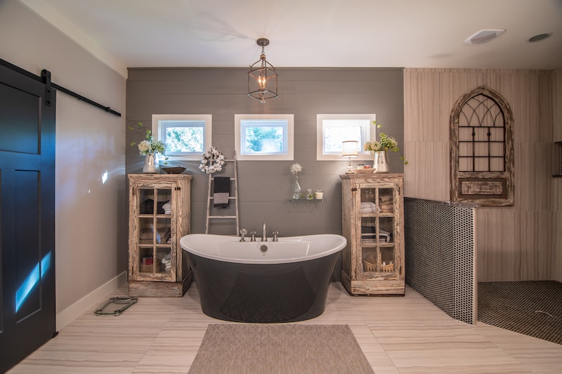 modern farmhouse master bathroom