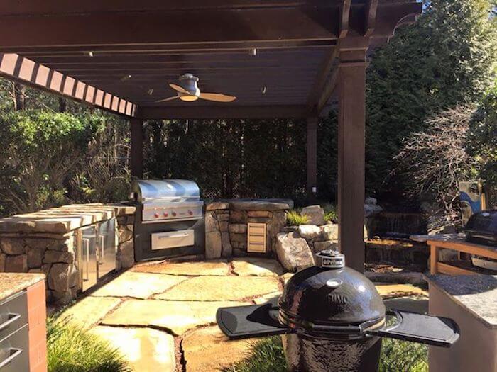 outdoor kitchen